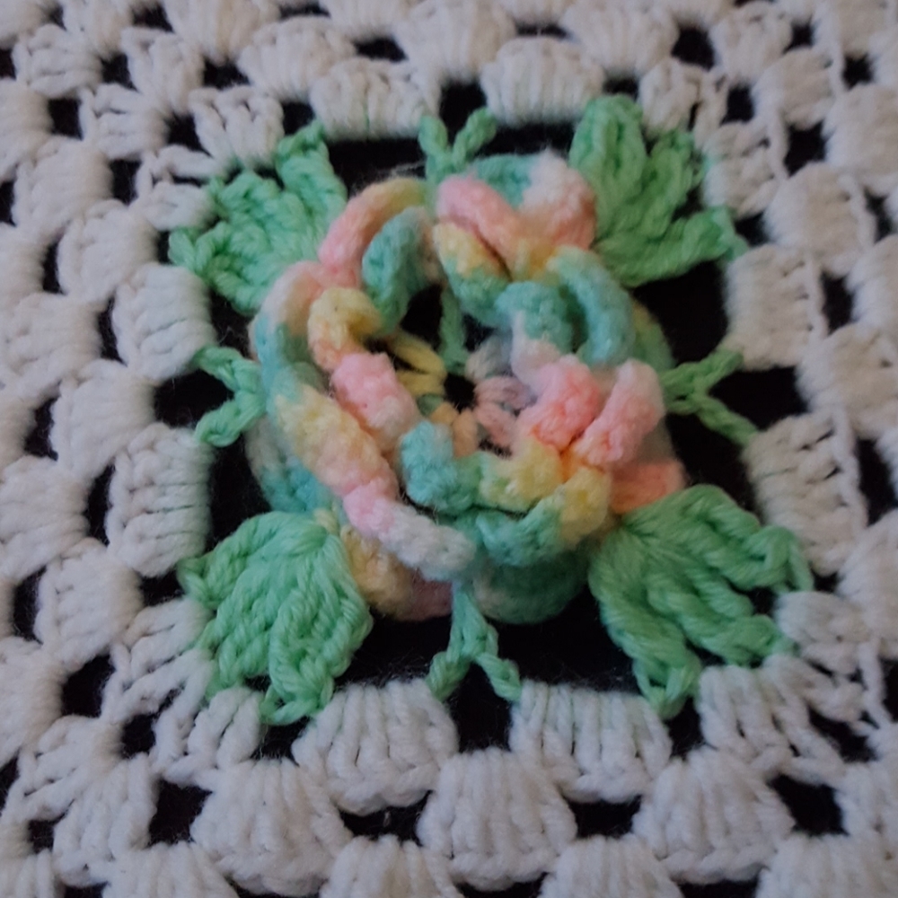Crochet Blanket. - Picture 5 of 7